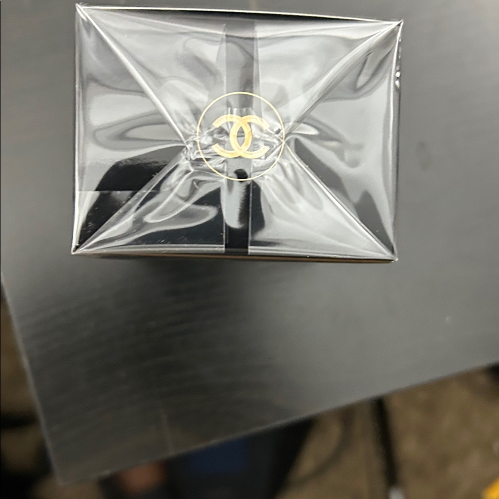BLEU DE CHANEL L'EXCLUSIF 2 FL OZ - Picture 2 of 4